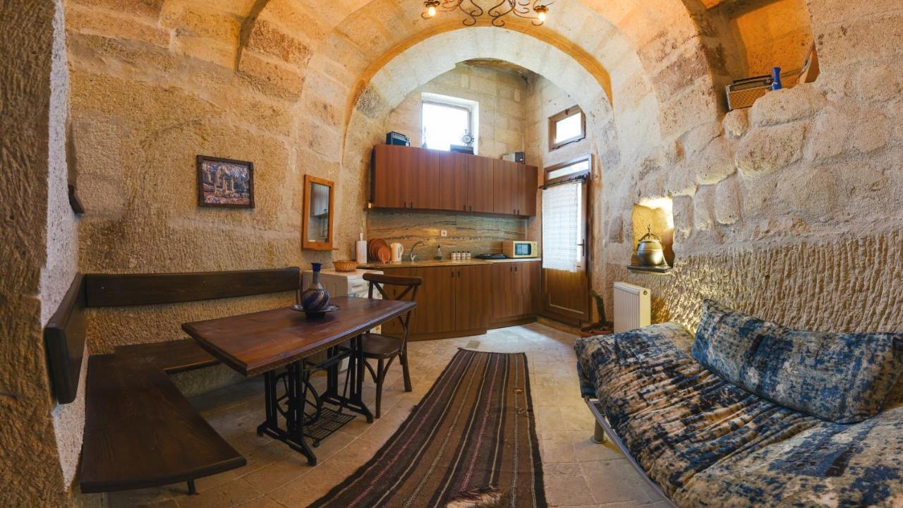 Adelya Cave Hotel Apartments Гореме Экстерьер фото