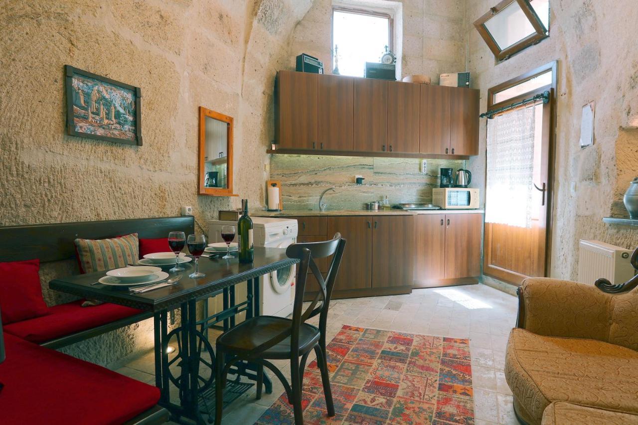 Adelya Cave Hotel Apartments Гореме Экстерьер фото