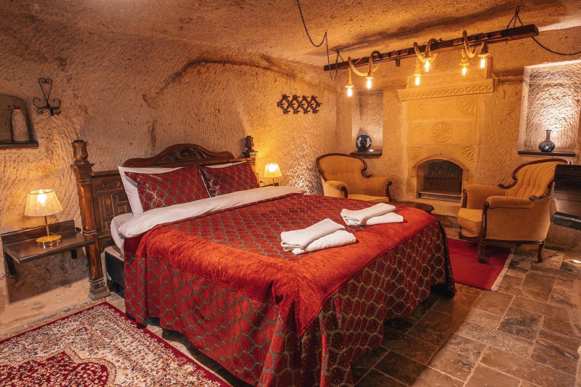 Adelya Cave Hotel Apartments Гореме Экстерьер фото